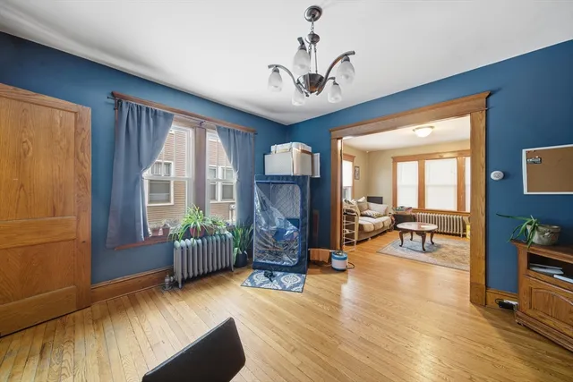 $379,900 | 571-573 Carew Street, Springfield, MA 01104