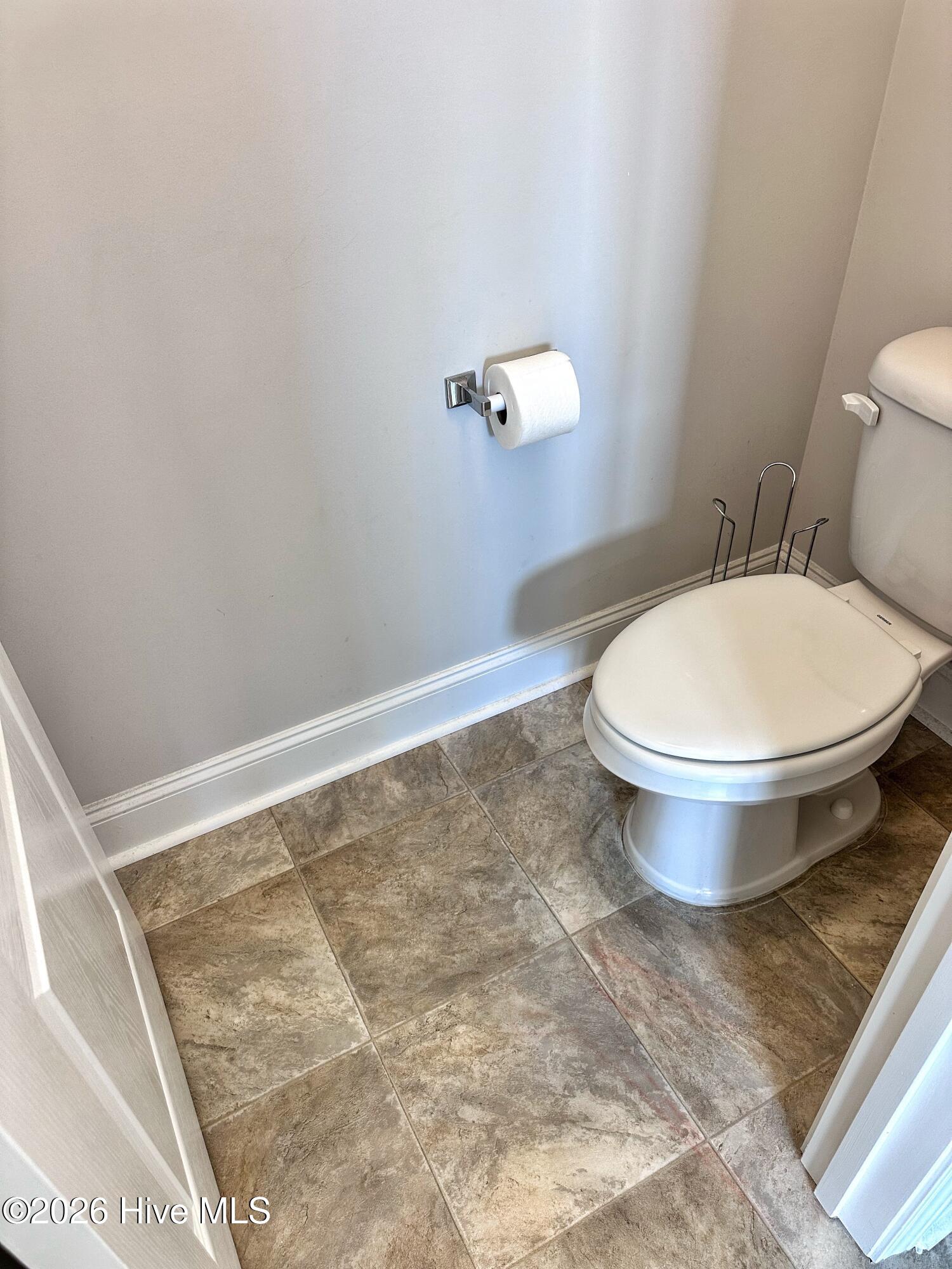 1001 Ferry Spring Lane Jacksonville, NC 28546 - Photo 45 of 53 Mstrbath(2)