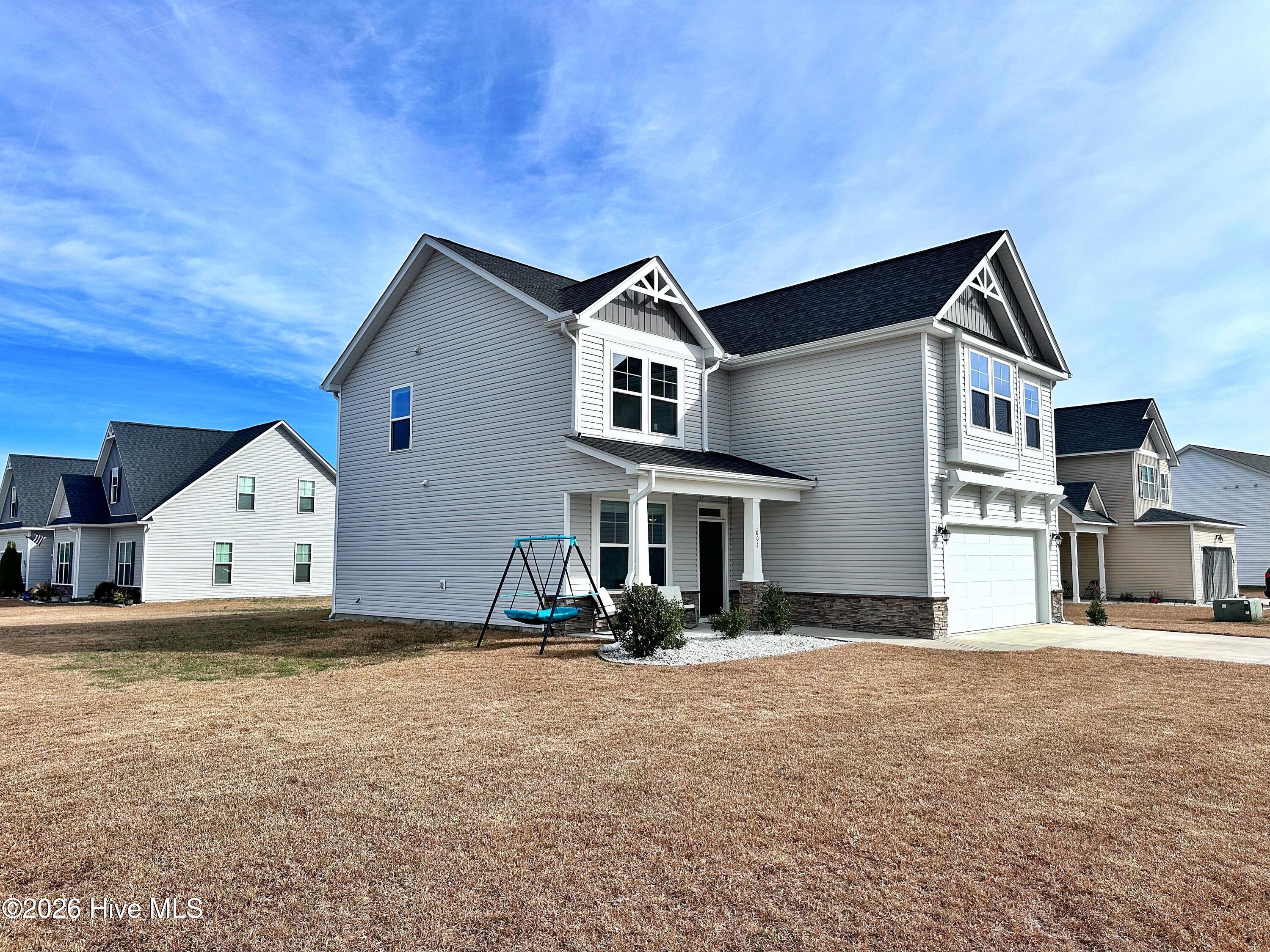 1001 Ferry Spring Lane Jacksonville, NC 28546 - Photo 5 of 51 Front(5)