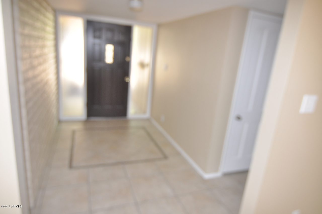 8619 East Camelback Road Scottsdale, AZ 85251 - Photo 2 of 11 DSC_0947