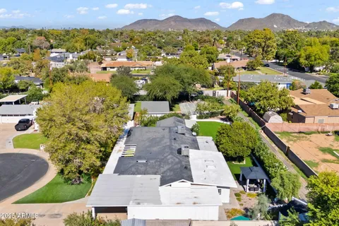 an aerial view of multiple house