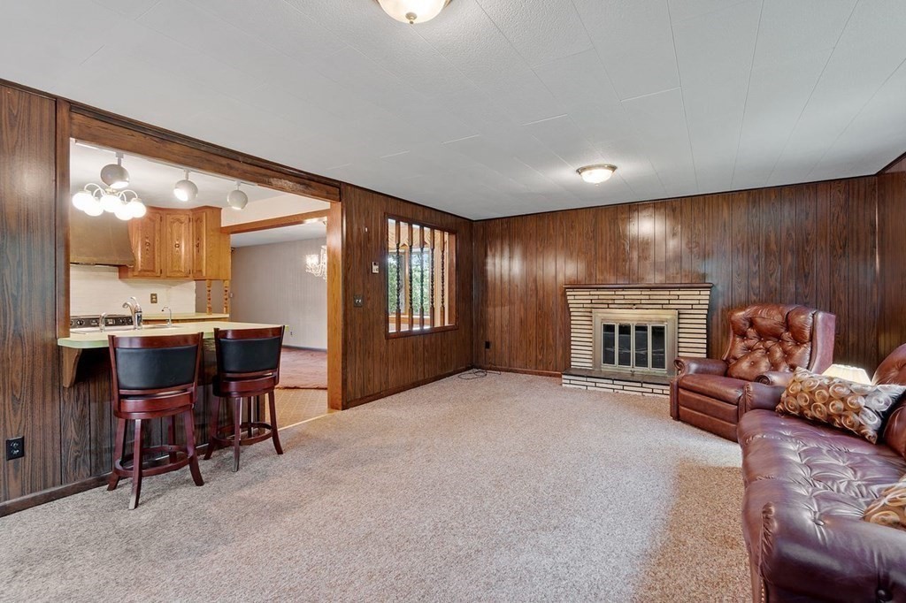 8 Symphony Road Peabody, MA 01960 - Photo 13 of 36 Gallery Image 13
