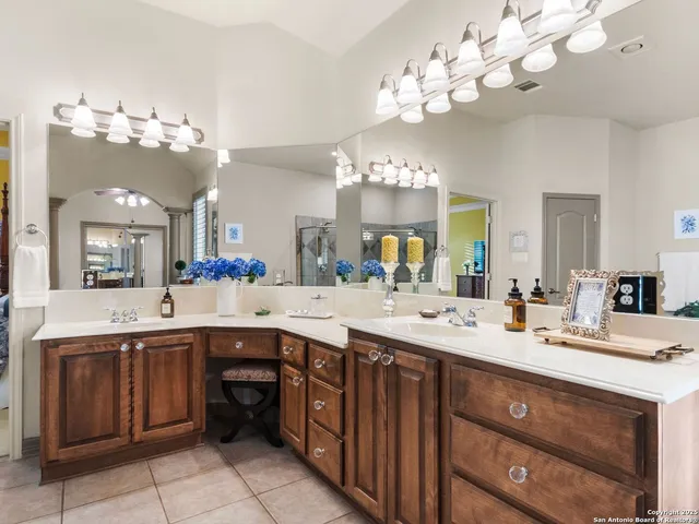 $850,000 | 1504 Clementson Drive, San Antonio, TX 78260