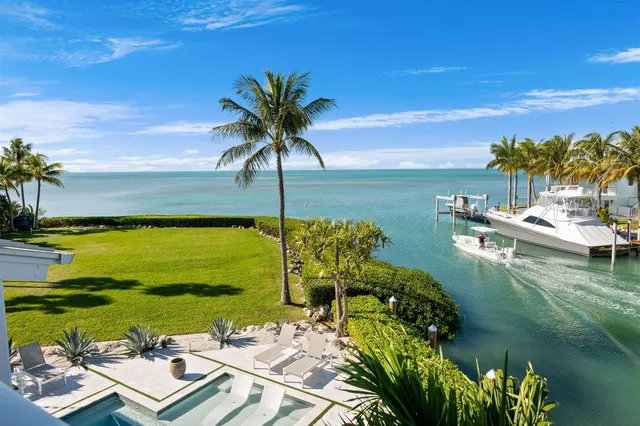 $8,999,000 | 165 Bayview Drive, Islamorada, FL 33036