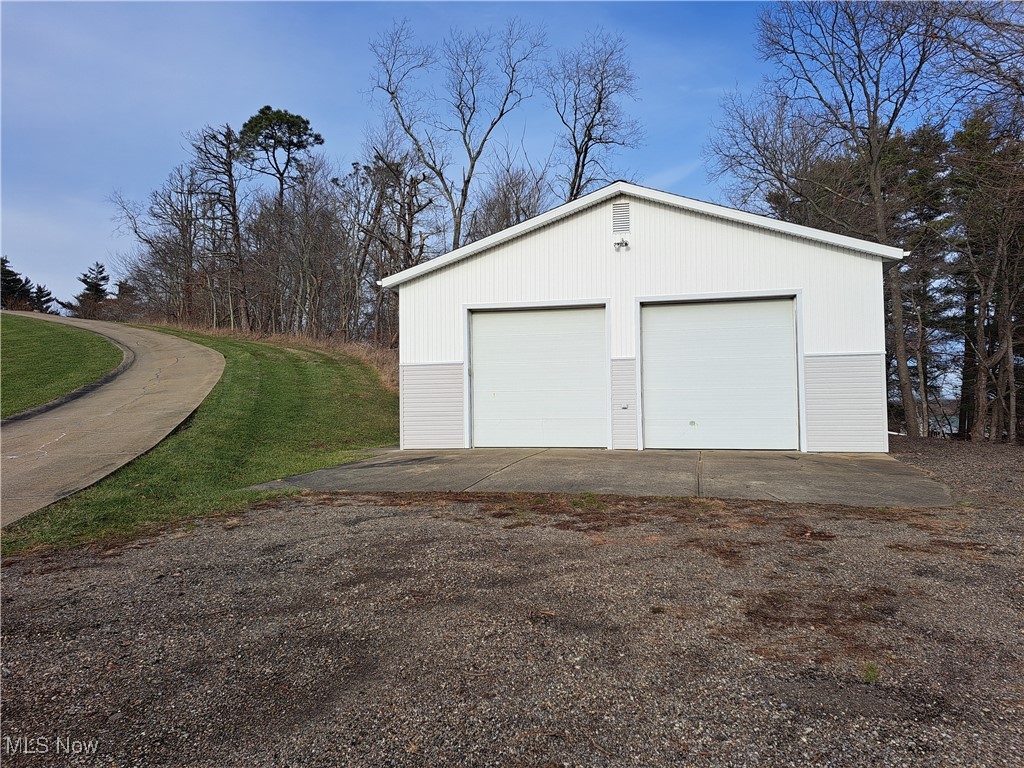 2781 Bloomfield Road Cambridge, OH 43725 - Photo 7 of 50 View of detached garage