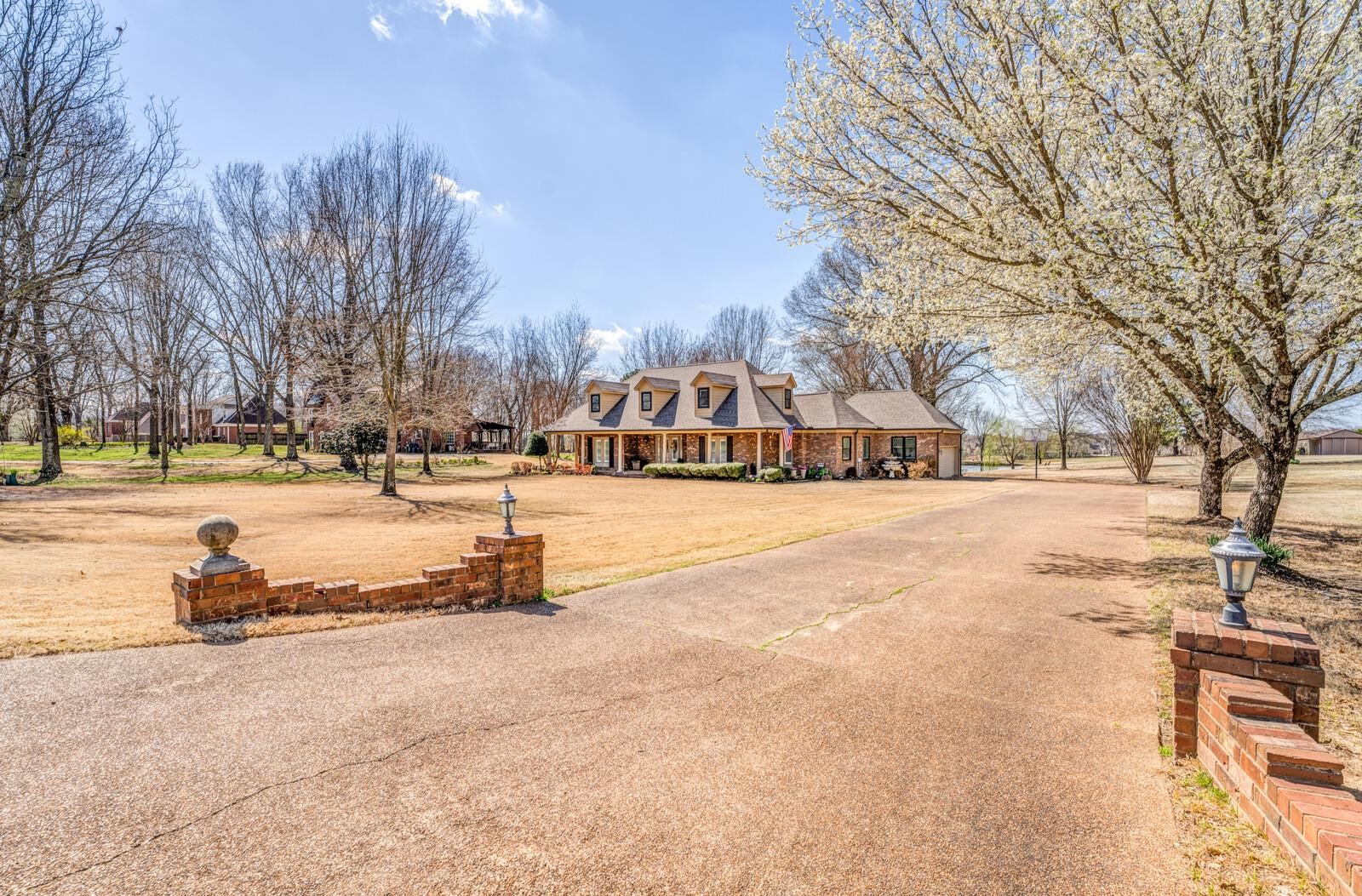 3495 Brunswick Road Bartlett, TN 38133 - Photo 3 of 40 Gallery Image 3