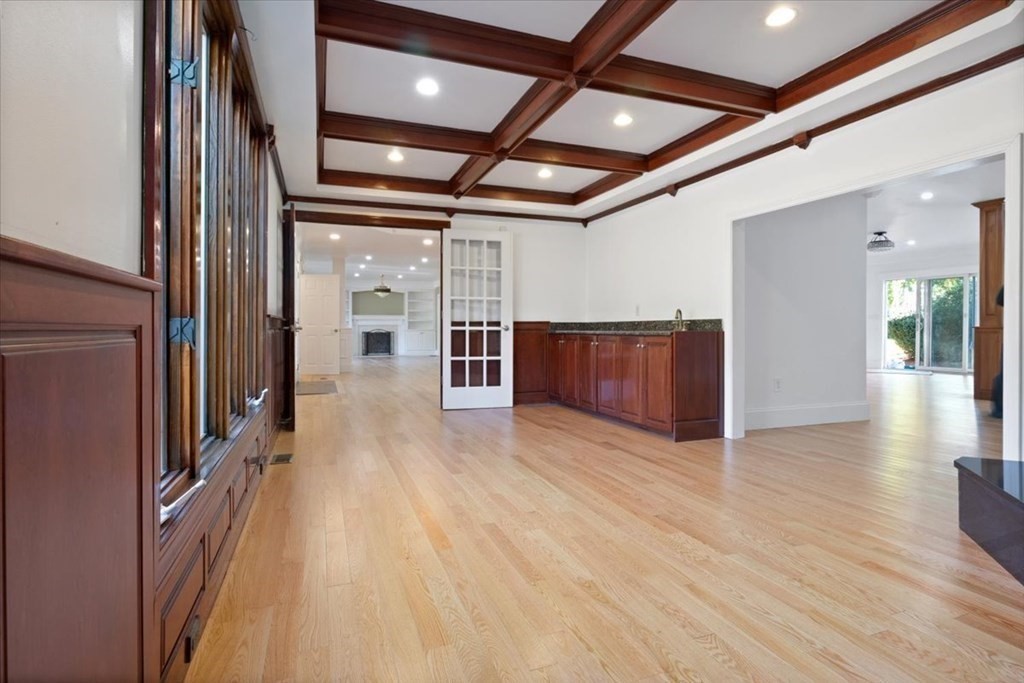 6 Weathervane Road Canton, MA 02021 - Photo 19 of 42 Gallery Image 19