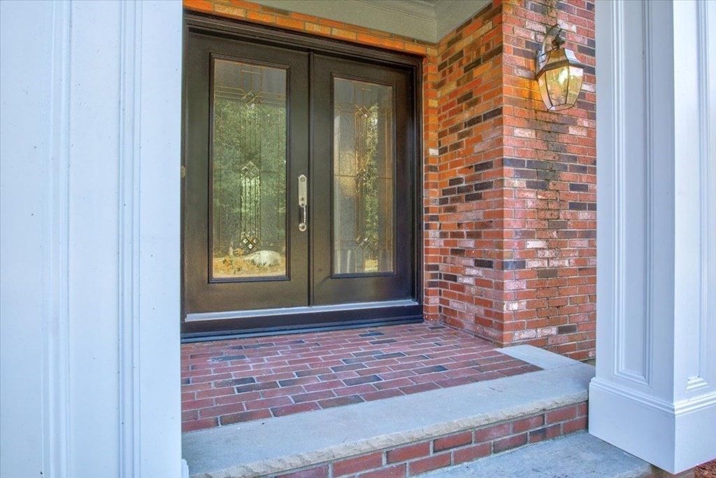 6 Weathervane Road Canton, MA 02021 - Photo 4 of 42 Gallery Image 4