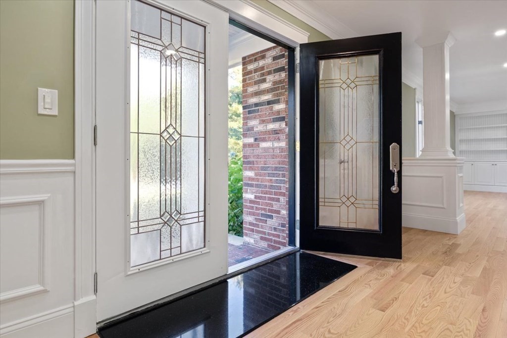 6 Weathervane Road Canton, MA 02021 - Photo 5 of 42 Gallery Image 5