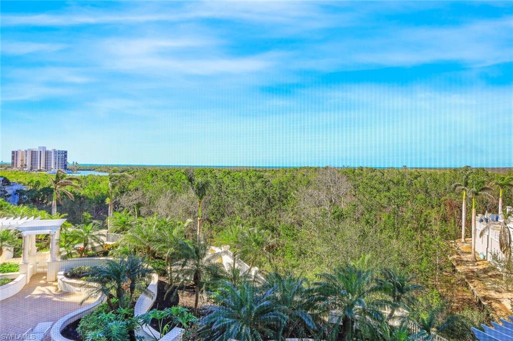 275 Indies Way, Unit 605 Naples, FL 34110 - Photo 32 of 41
