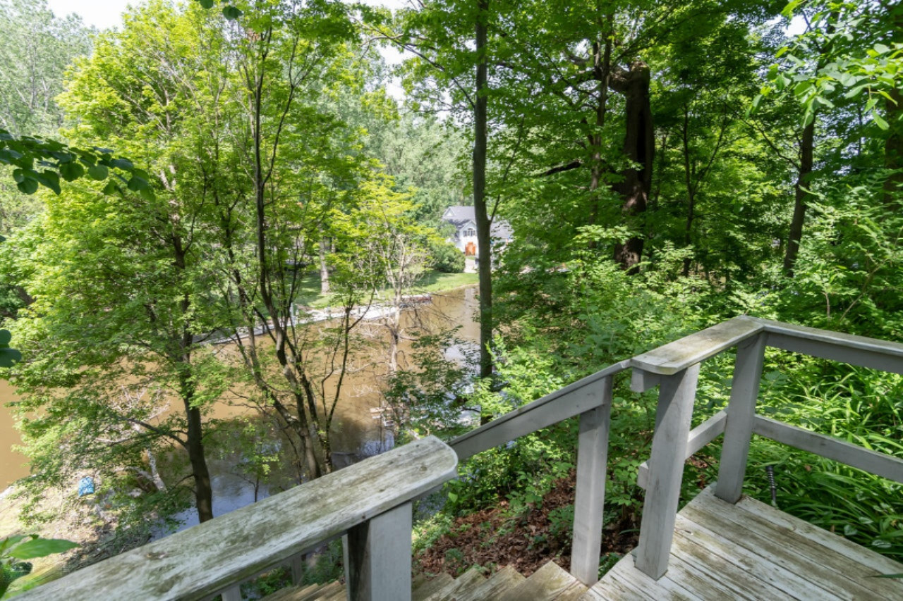 1390 Miami Road Benton Harbor, MI 49022 - Photo 42 of 46 1390 Miami-37