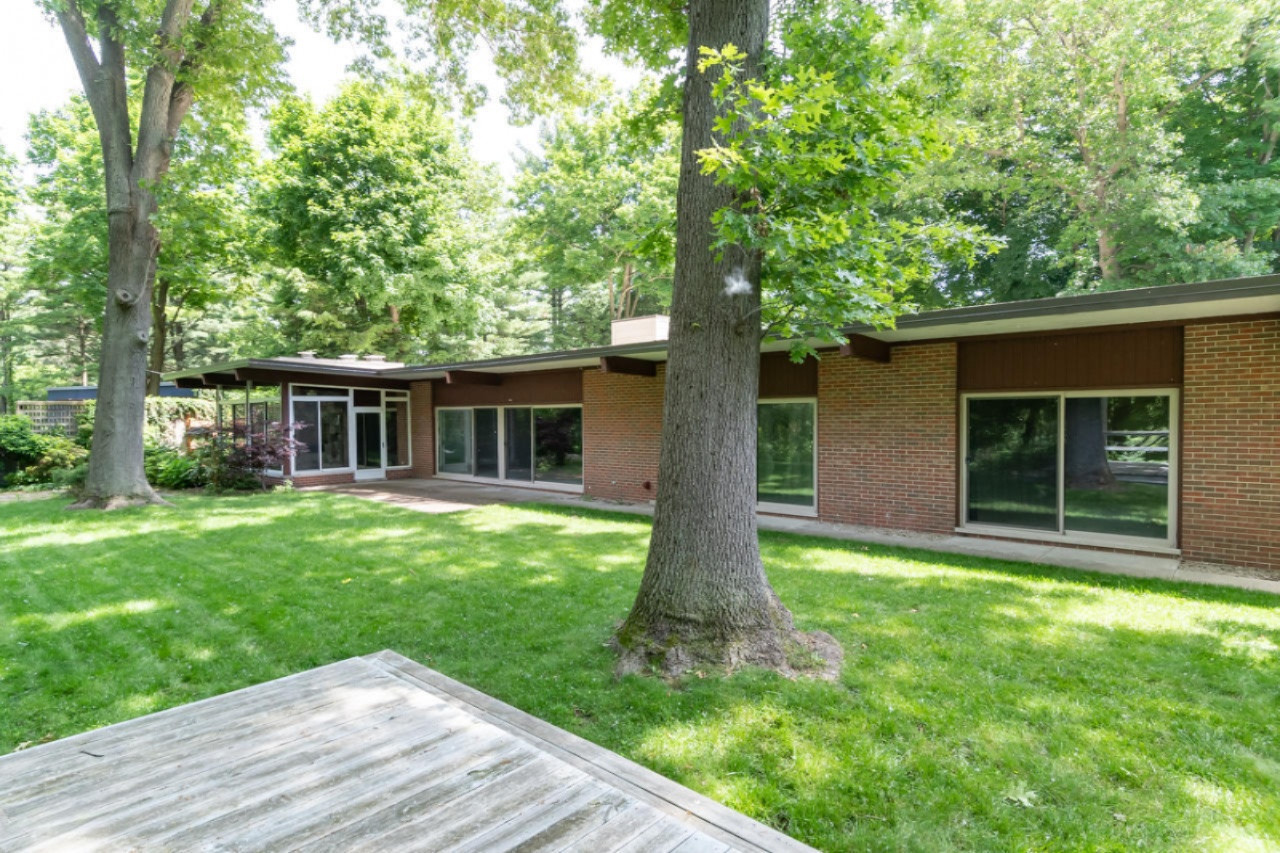 1390 Miami Road Benton Harbor, MI 49022 - Photo 44 of 46 1390 Miami-39