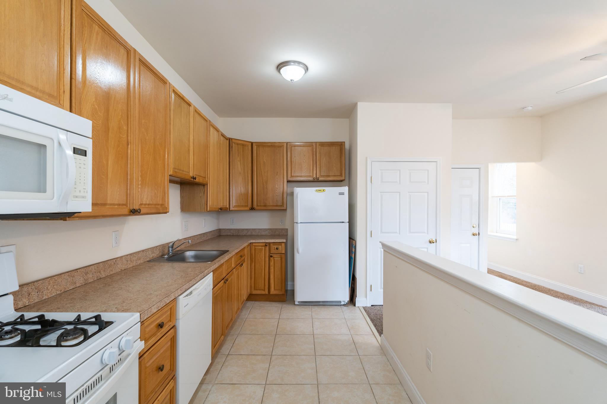 4422 Pechin Street, Unit 2 Philadelphia, PA 19128 - Photo 5 of 15