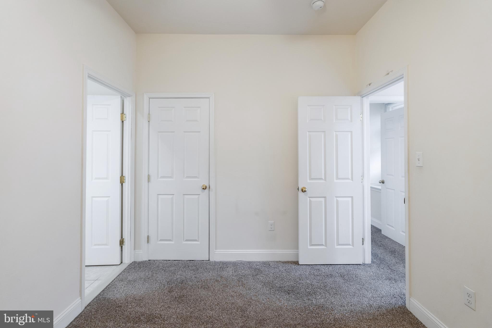 4422 Pechin Street, Unit 2 Philadelphia, PA 19128 - Photo 10 of 15