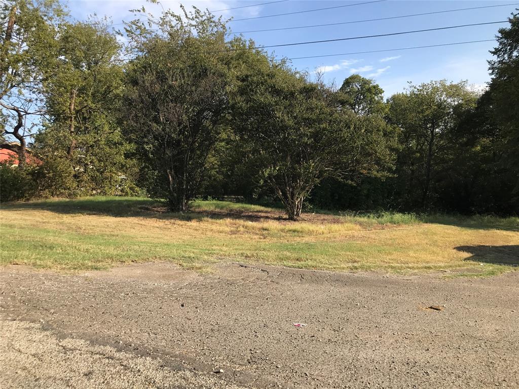 801 South Main Street Mansfield, TX 76063 - Photo 3 of 4 a view of a swimming pool with a yard