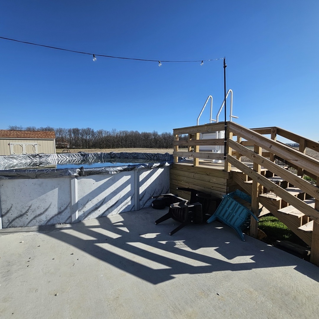 9196 North Riddle Lane Ashley, IL 62808 - Photo 10 of 27