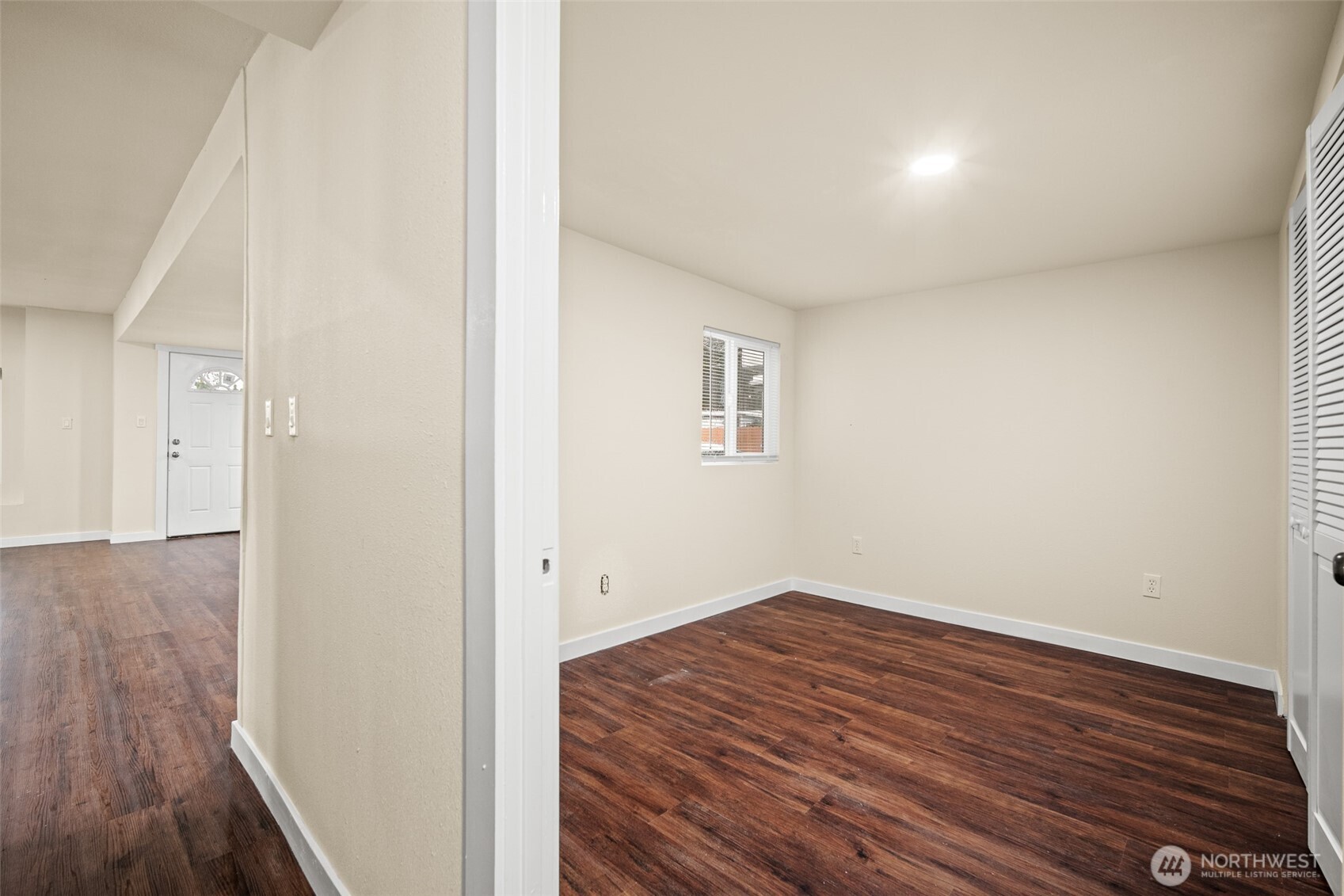 2392 Douglas Road, Unit 4 Ferndale, WA 98248 - Photo 22 of 39 a view of empty room with wooden floor