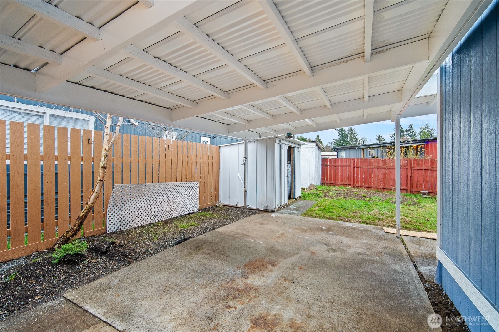 2392 Douglas Road, Unit 4 Ferndale, WA 98248 - Photo 25 of 39 a view of a backyard
