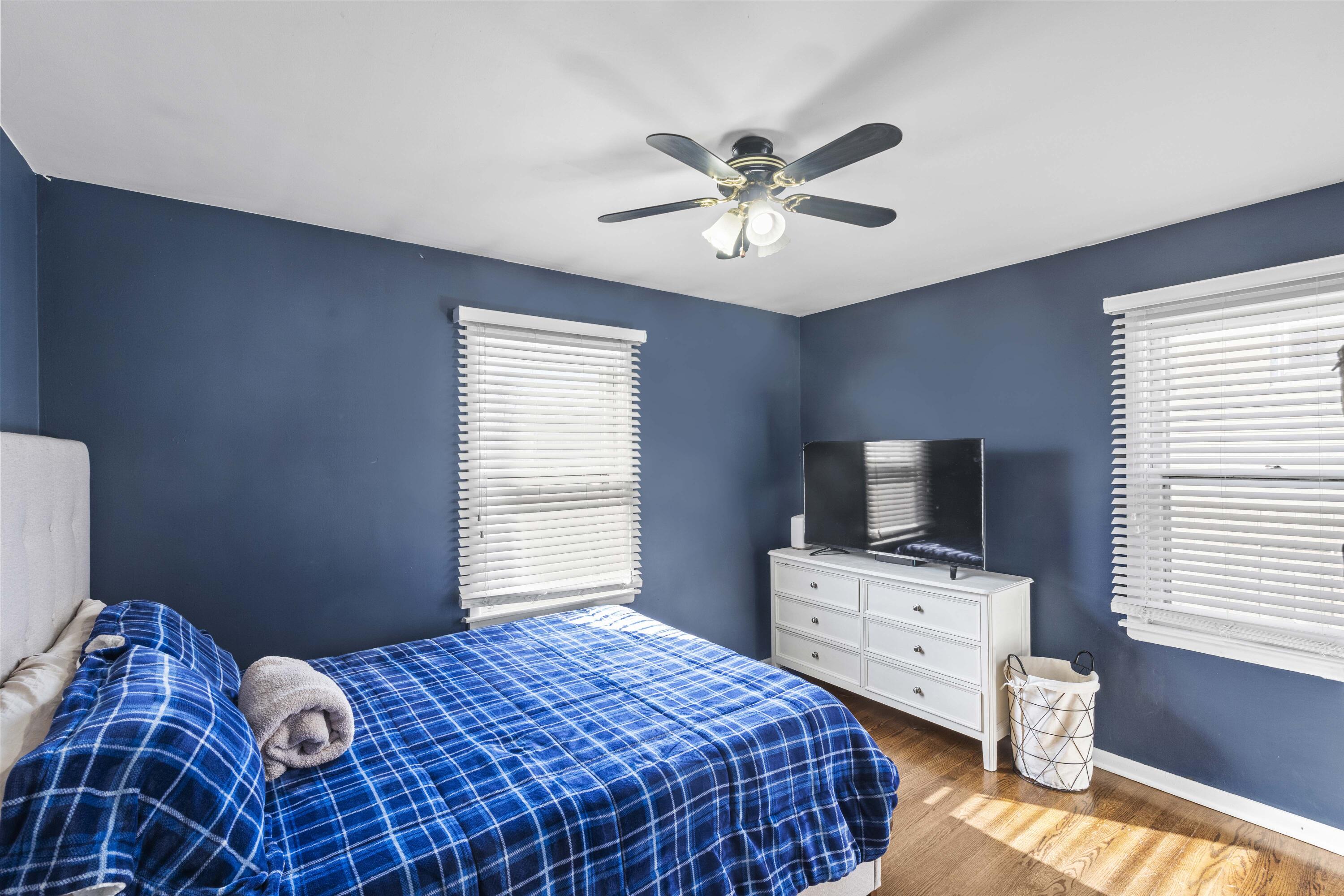8136 5th Street Highland, IN 46322 - Photo 12 of 24 3000x2000