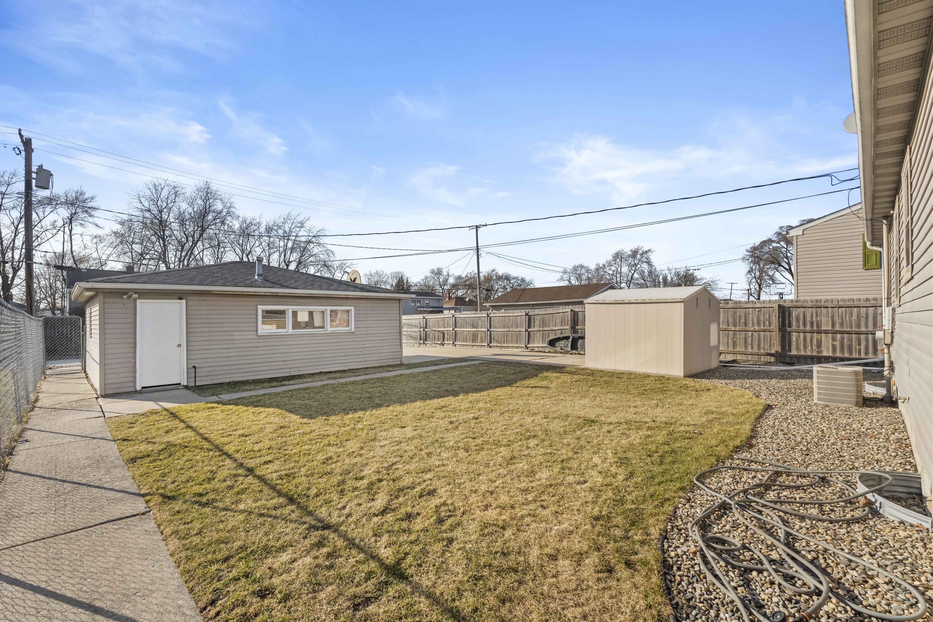 8136 5th Street Highland, IN 46322 - Photo 22 of 24 3000x2000
