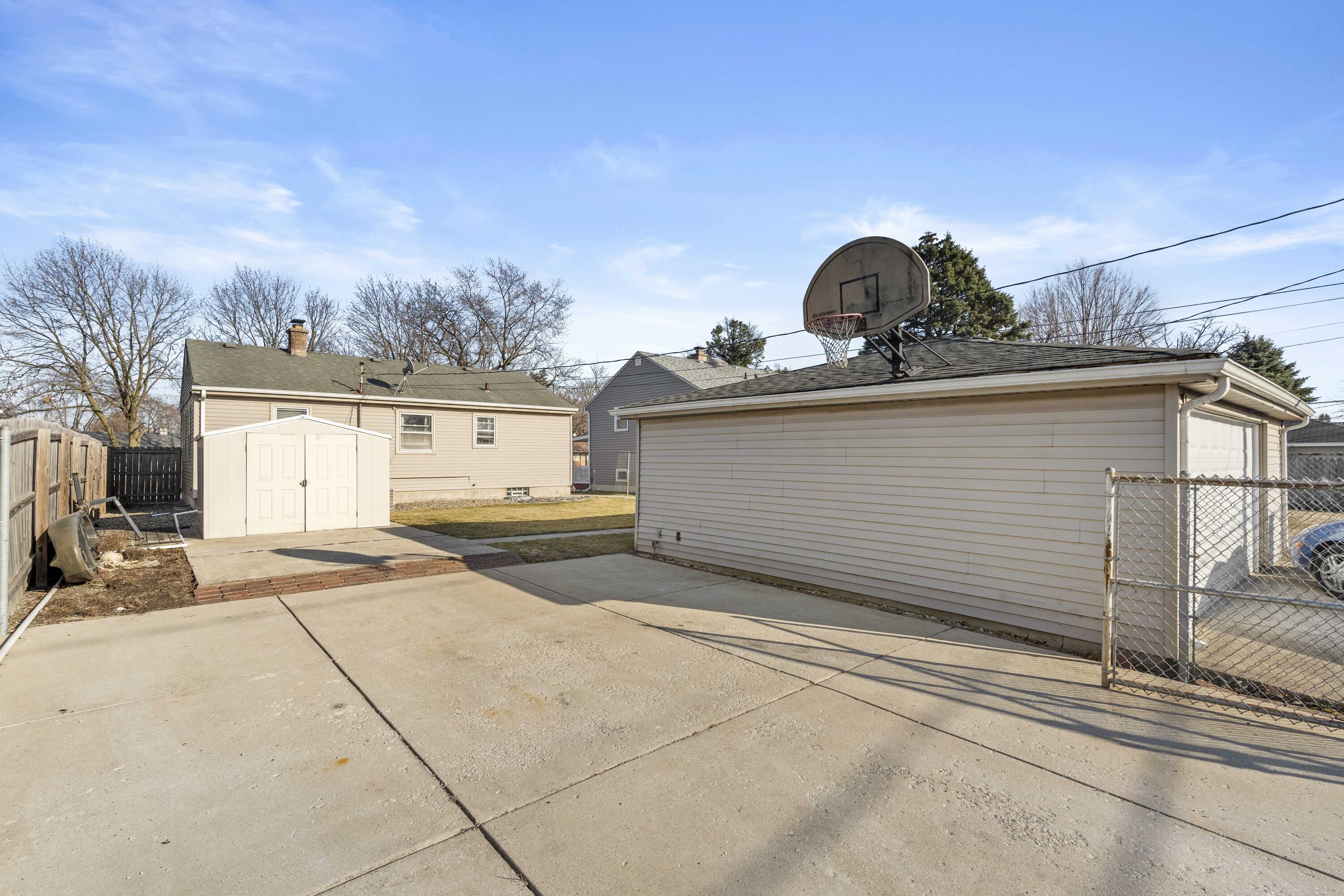 8136 5th Street Highland, IN 46322 - Photo 24 of 24 3000x2000