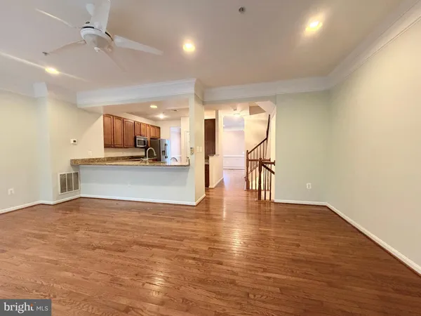 $3,000 | 18722 Broken Oak Road, Boyds, MD 20841