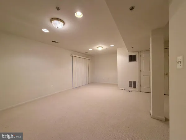 $3,000 | 18722 Broken Oak Road, Boyds, MD 20841