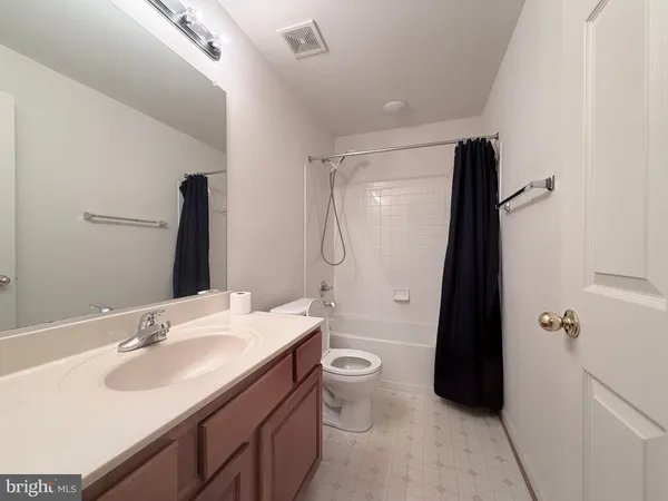 $3,000 | 18722 Broken Oak Road, Boyds, MD 20841