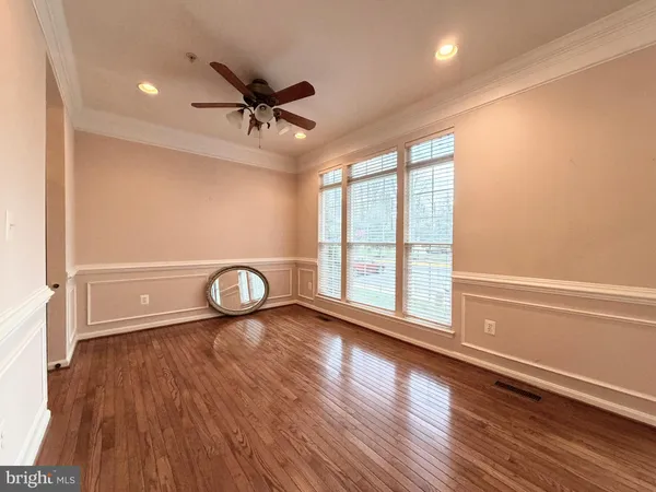 $3,000 | 18722 Broken Oak Road, Boyds, MD 20841