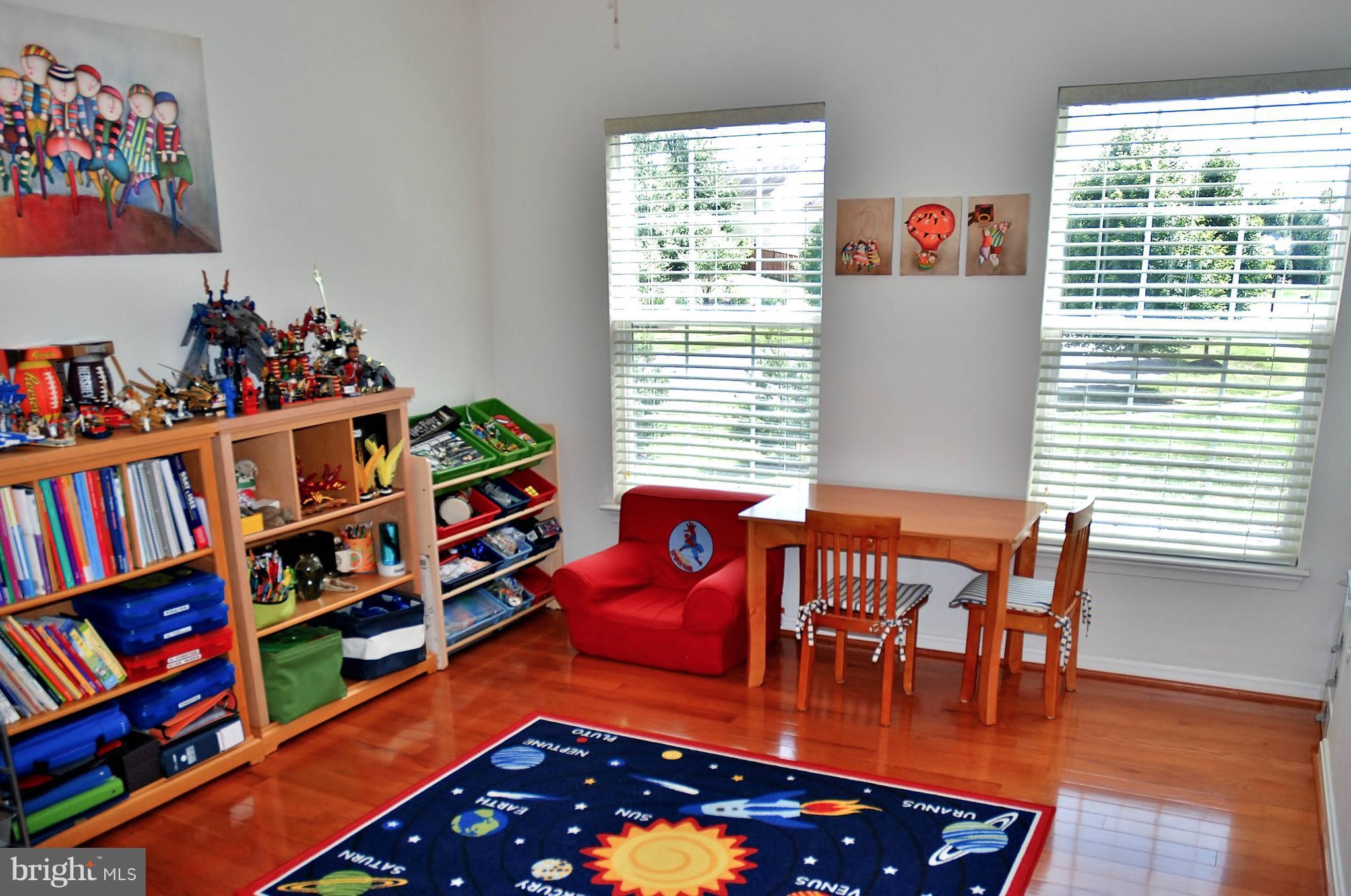 18722 Broken Oak Road Boyds, MD 20841 - Photo 6 of 19 Bedroom