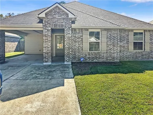 $2,000 | 13340 Isabella Boulevard, Walker, LA 70785