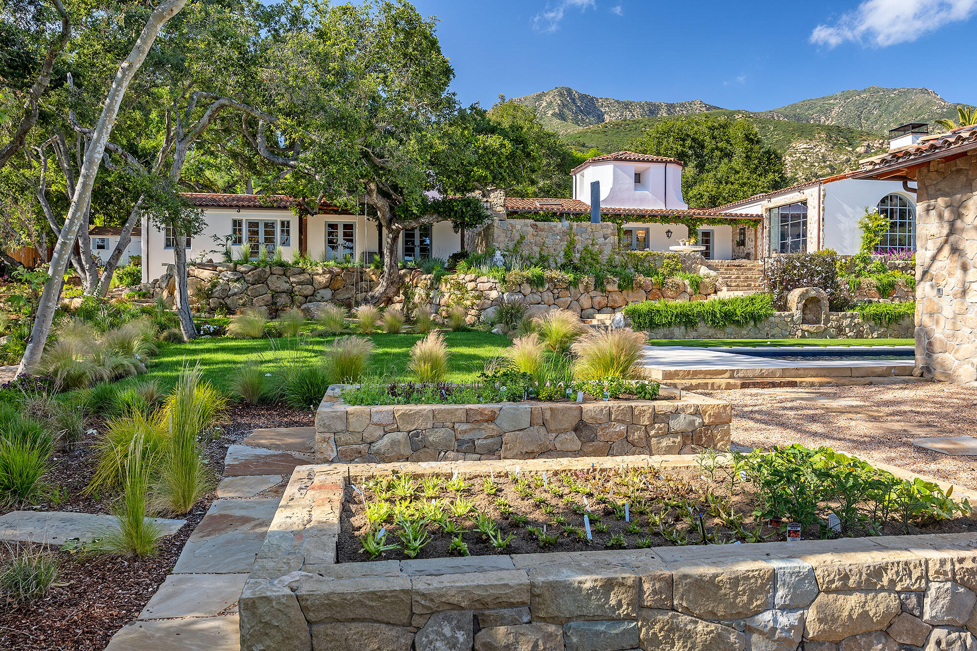 747 Via Manana Montecito, CA 93108 - Photo 28 of 49 front view of a house with a yard