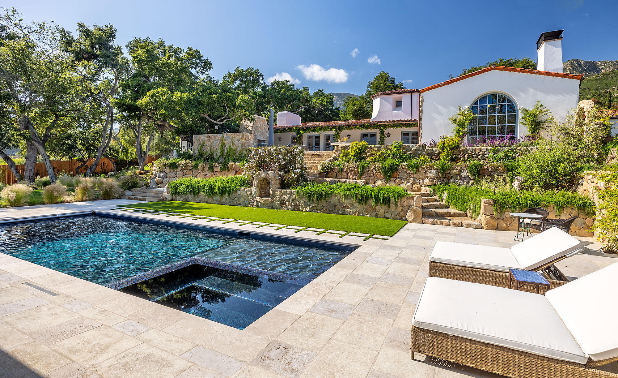 747 Via Manana Montecito, CA 93108 - Photo 32 of 49 a view of a yard in front of the house