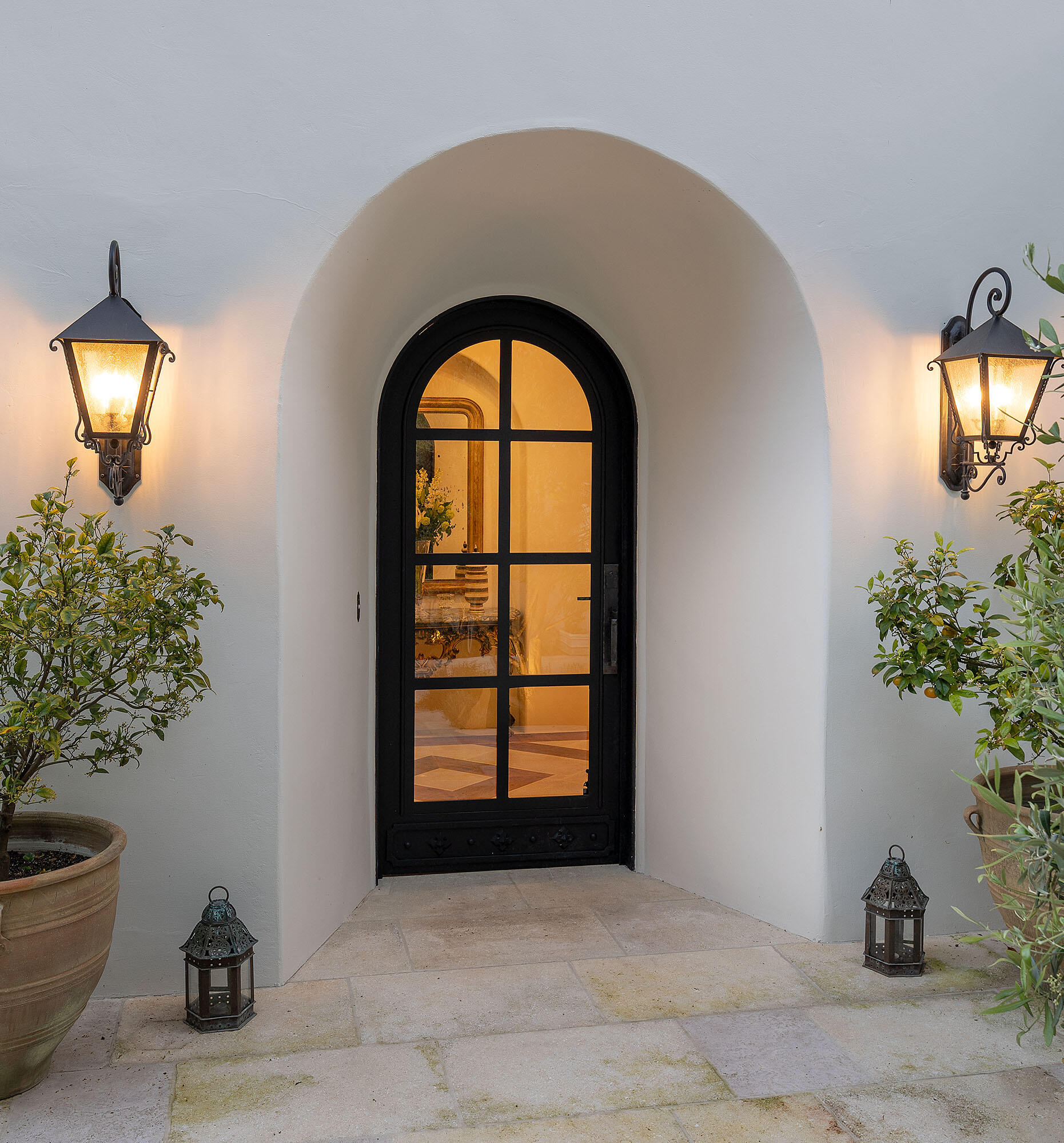 747 Via Manana Montecito, CA 93108 - Photo 7 of 49 a view of empty room with a window and potted plants