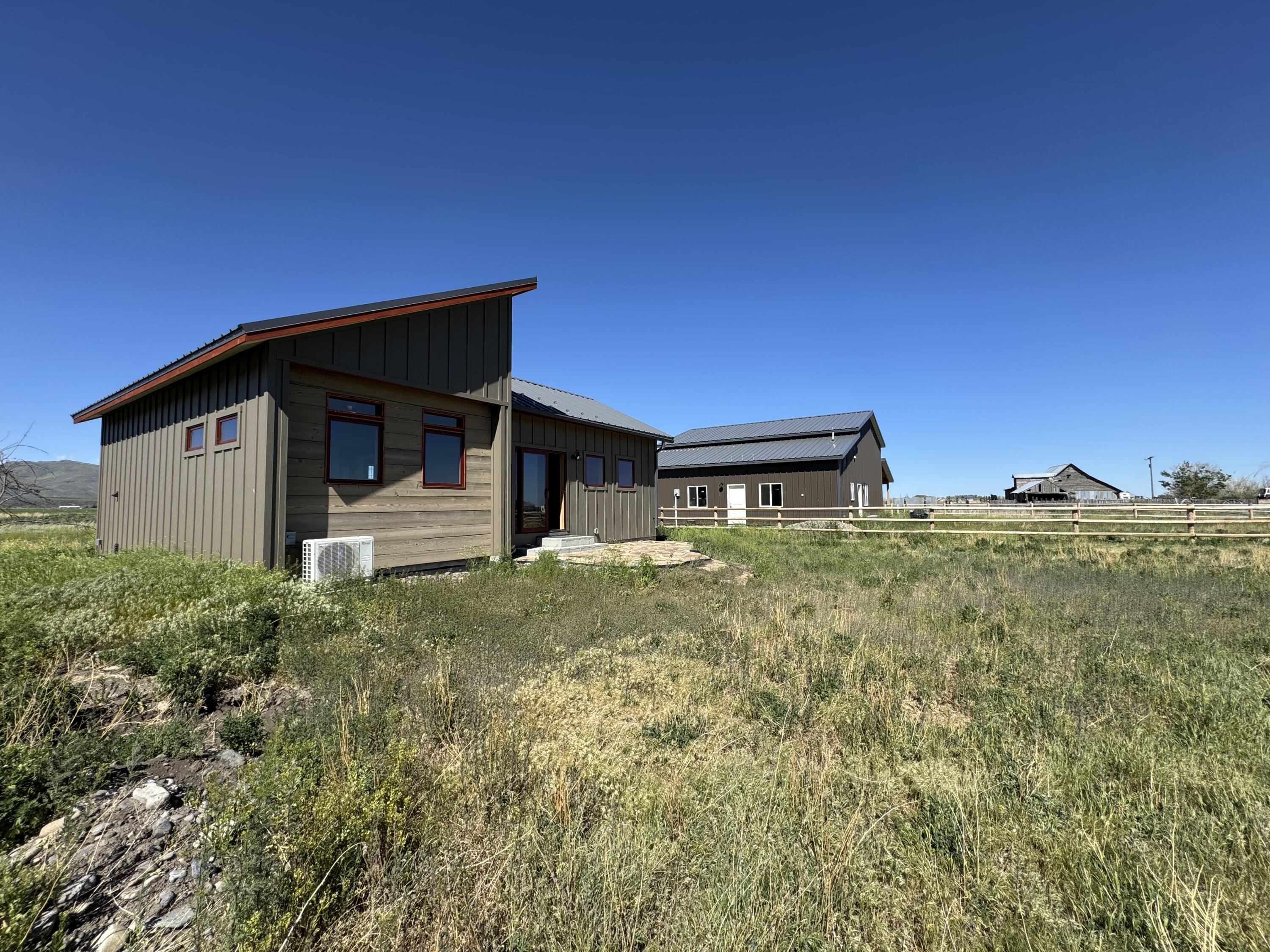 159 Foothill Road Carey, ID 83320 - Photo 10 of 24 Newly built