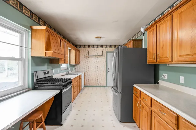 $325,000 | 7985 Kimlough Drive, Indianapolis, IN 46240