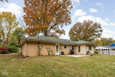 $325,000 | 7985 Kimlough Drive, Indianapolis, IN 46240