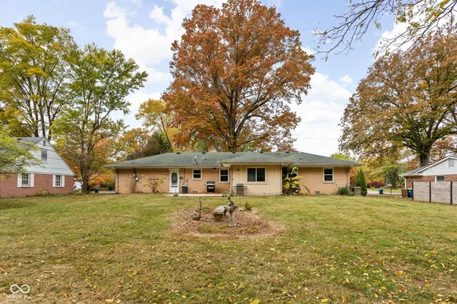 $325,000 | 7985 Kimlough Drive, Indianapolis, IN 46240