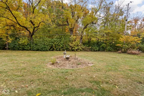 $325,000 | 7985 Kimlough Drive, Indianapolis, IN 46240
