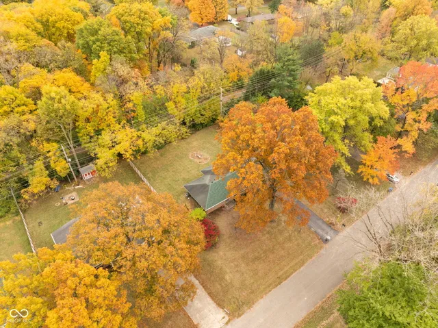 $325,000 | 7985 Kimlough Drive, Indianapolis, IN 46240