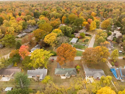 $325,000 | 7985 Kimlough Drive, Indianapolis, IN 46240