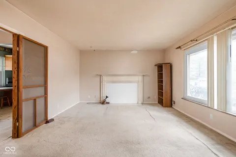 $325,000 | 7985 Kimlough Drive, Indianapolis, IN 46240