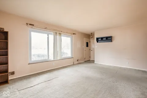 $325,000 | 7985 Kimlough Drive, Indianapolis, IN 46240