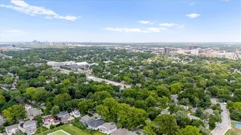 $560,000 | 4933 Booth Street, Westwood, KS 66205