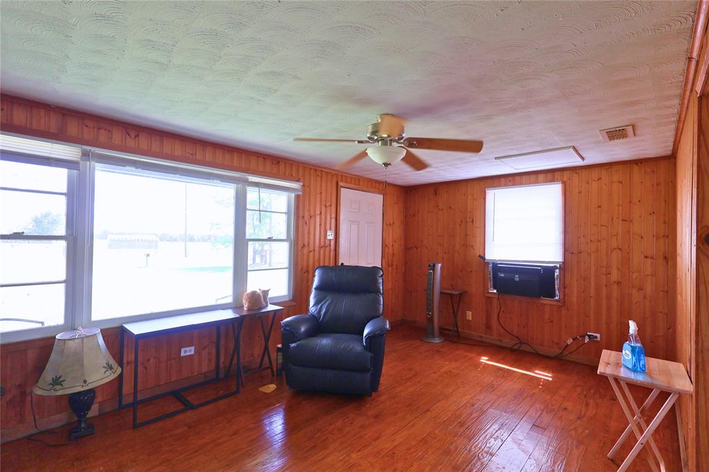 380 VZ County Road Ben Wheeler, TX 75754 - Photo 5 of 10