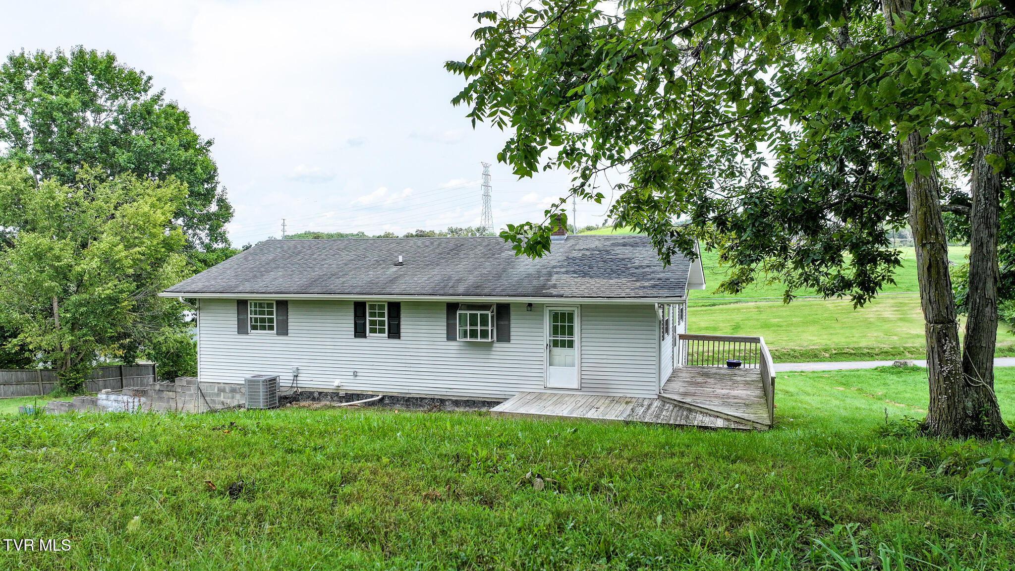 143 Trails End Road Greeneville, TN 37743 - Photo 33 of 35 DJI_20260808212448_0911_D-Edit