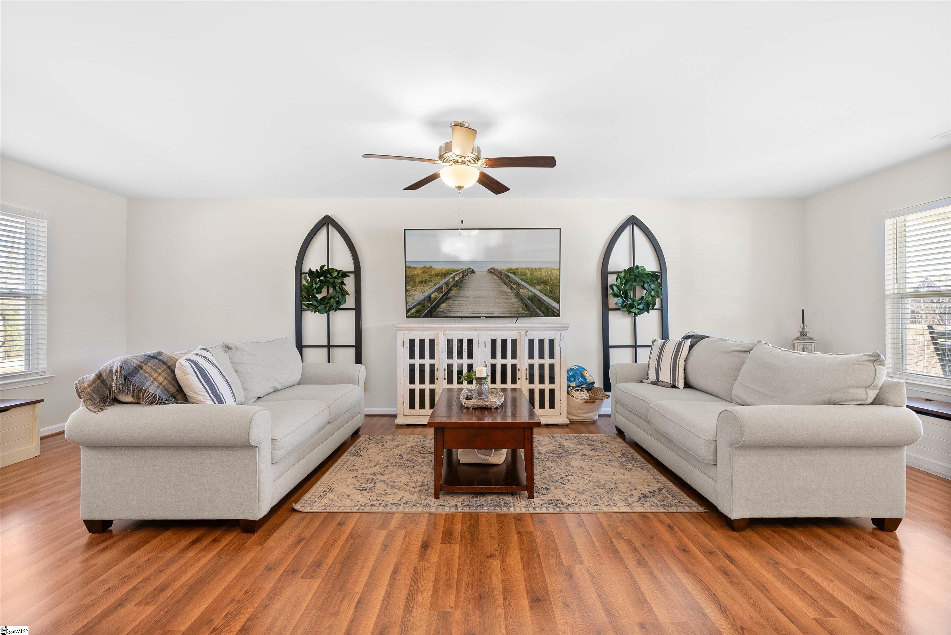 324 Catterick Way Fountain Inn, SC 29644 - Photo 6 of 26 Gallery Image 6