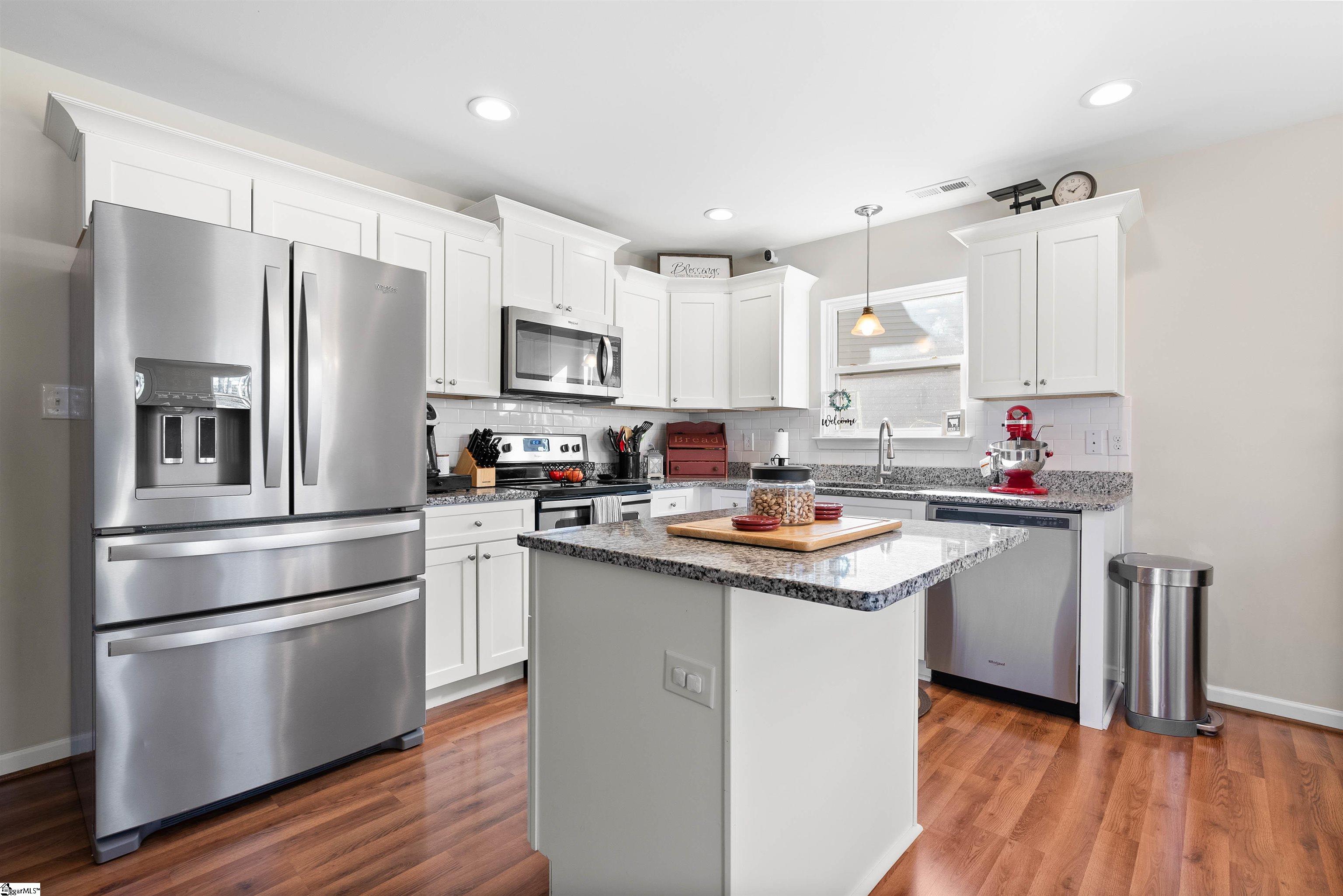 324 Catterick Way Fountain Inn, SC 29644 - Photo 8 of 26 Gallery Image 8