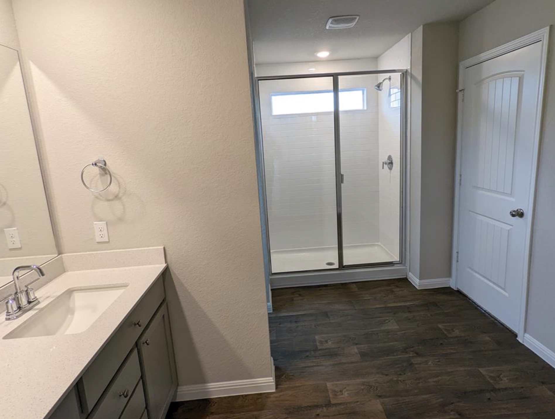 200 Strand Lane Bastrop, TX 78602 - Photo 8 of 12