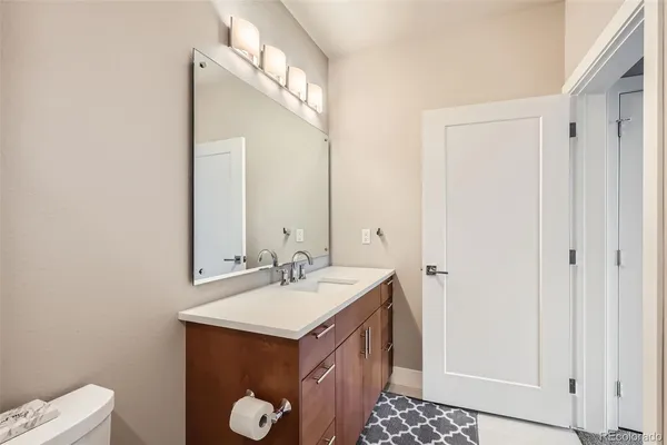 a view of living room with washer and dryer